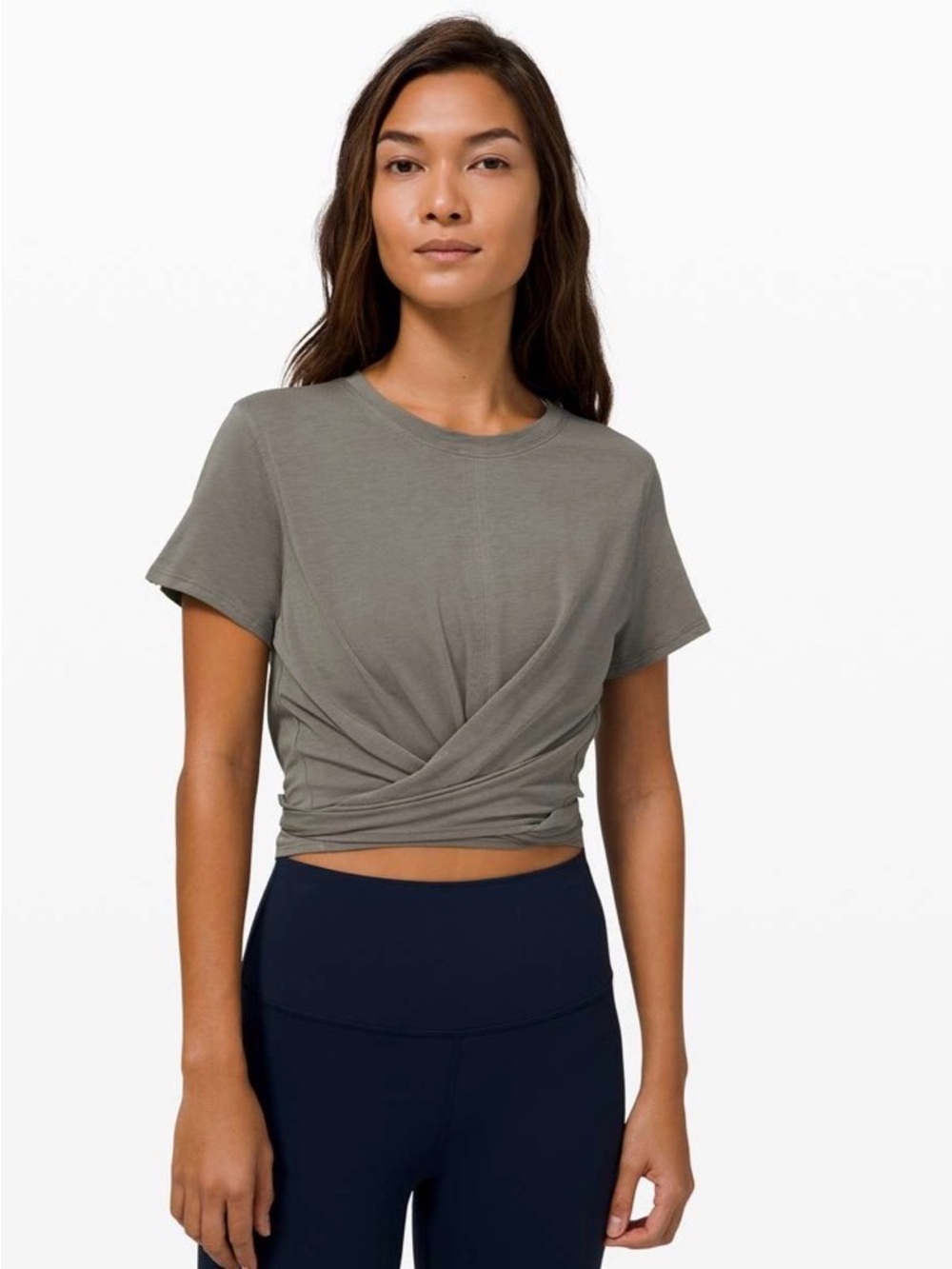 LULULEMON TIME TO RESTORE SHORT SLEEVE/EUC/ size 8/ Grey sage